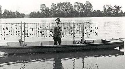 Photo, Mussel Harvester, Pearl, Illinois, Marshall County Historical Society.