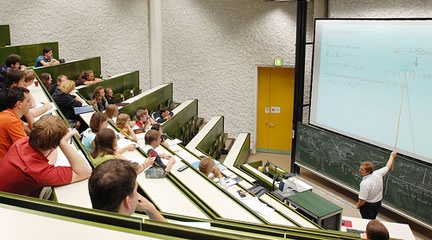 Michael Yell on Making Every History Lecture Engaging