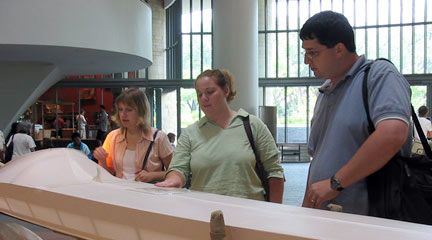 Photo, Teachers at a musem. TAH: Peopling the American Past. CHNM