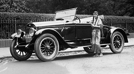 Negative, [Woman wearing native american clothing. . . ], 1923, LoC
