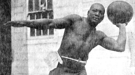 Photo, Keeping fit with the medicine ball, 1927, Edwin William Krauter, NYPL
