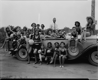 YWCA camp for girls. Highland Beach, Maryland, 1930, Smithsonian National Museum of American History.