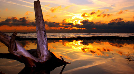 Photo, Lake Michigan Sunrise, October 13, 2009, Indy Kethdy, Flickr
