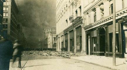 Photo, San Francisco street scene after earthquake of 1906, Matthewson, NYPL