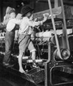 Photo, Doffers at the Bibb Mill No. 1, Lewis Hine, 1909, Like a Family.